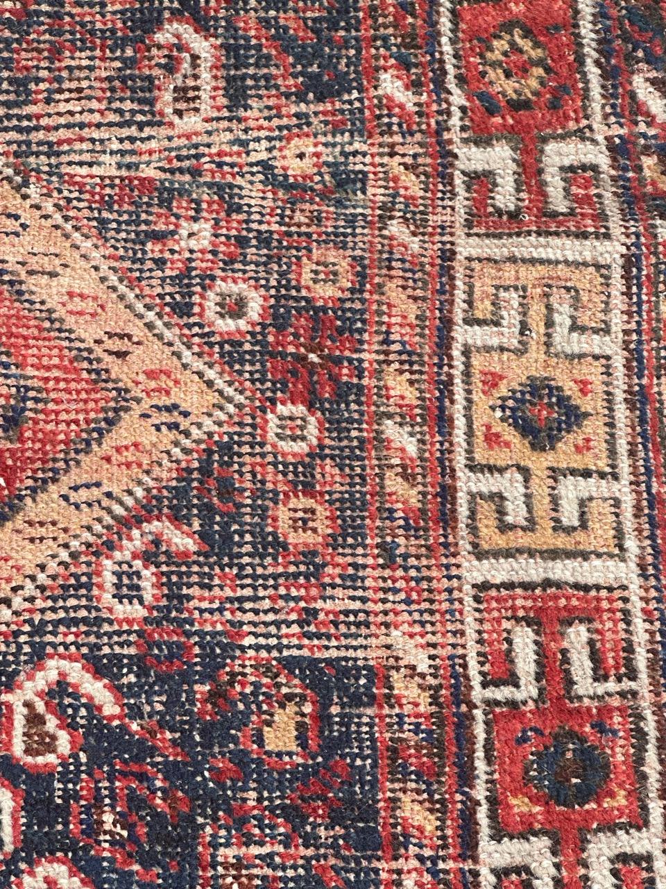 Hübscher antiker Afshar-Teppich in Notlage im Angebot 3