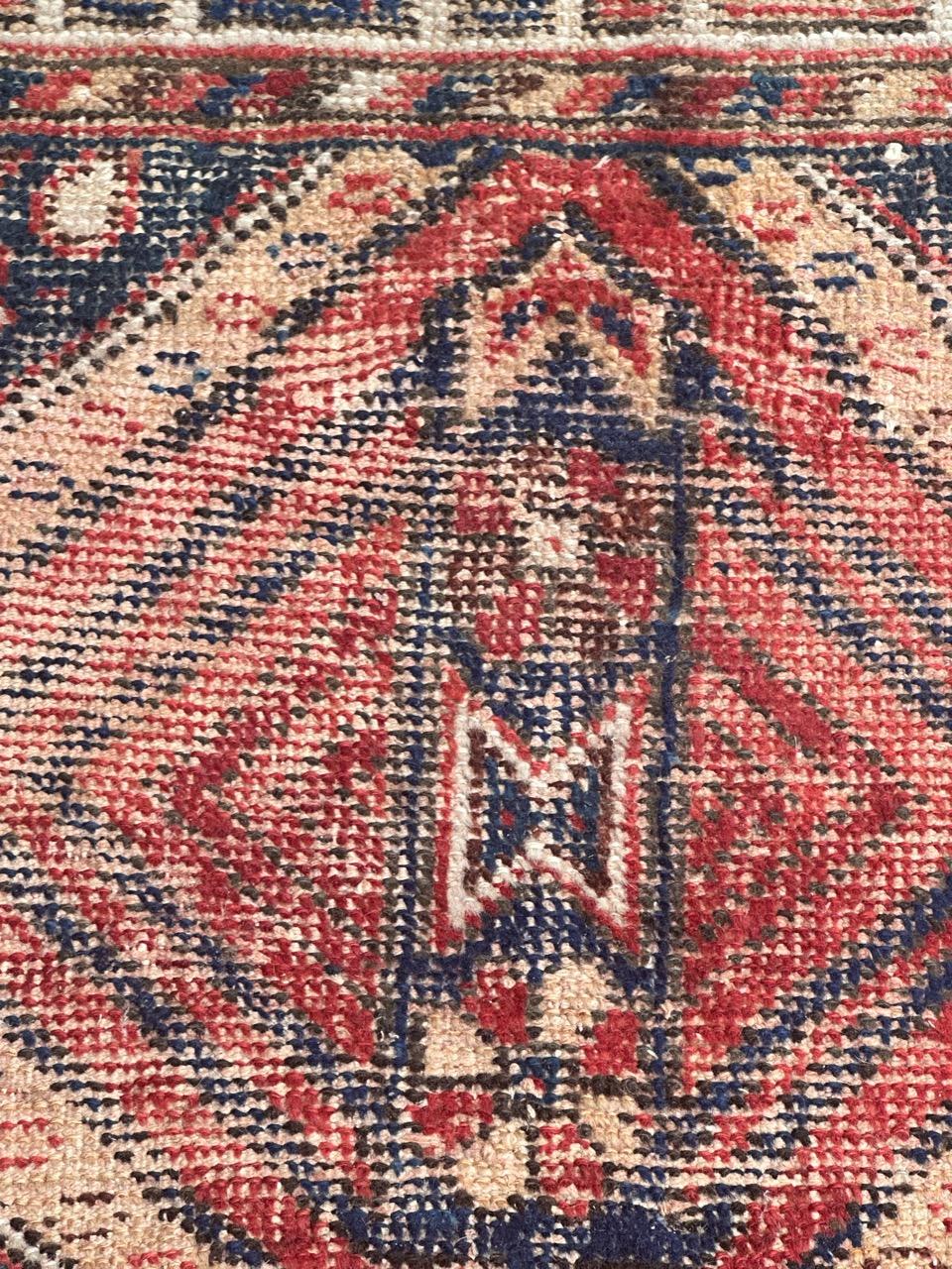 Hübscher antiker Afshar-Teppich in Notlage im Angebot 4