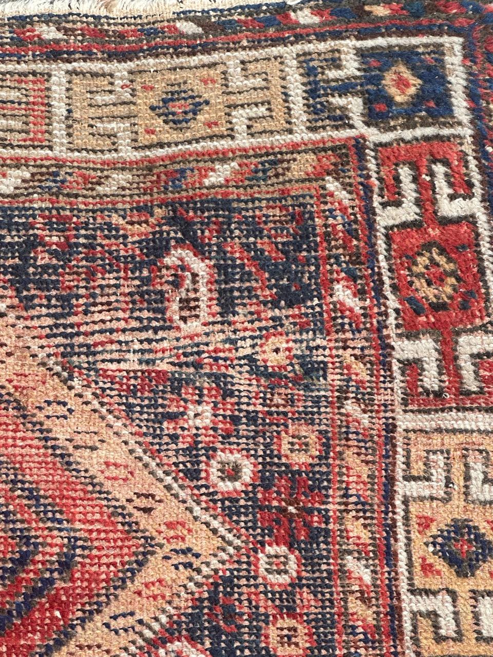 Hübscher antiker Afshar-Teppich in Notlage im Angebot 5
