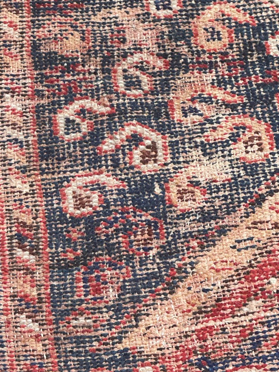 Hübscher antiker Afshar-Teppich in Notlage im Angebot 9