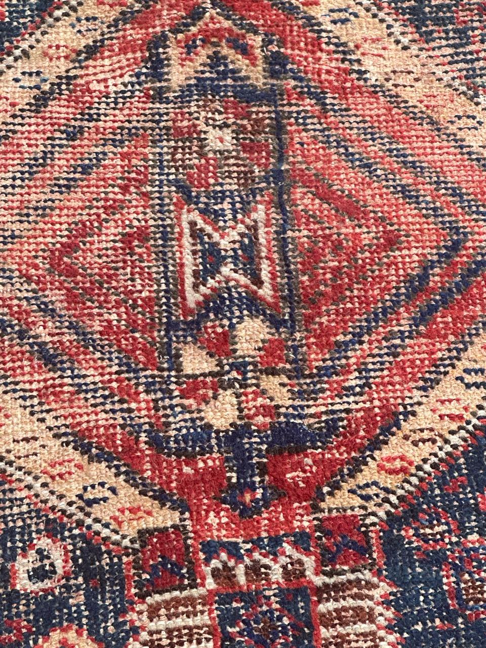 Hübscher antiker Afshar-Teppich in Notlage (Asiatisch) im Angebot