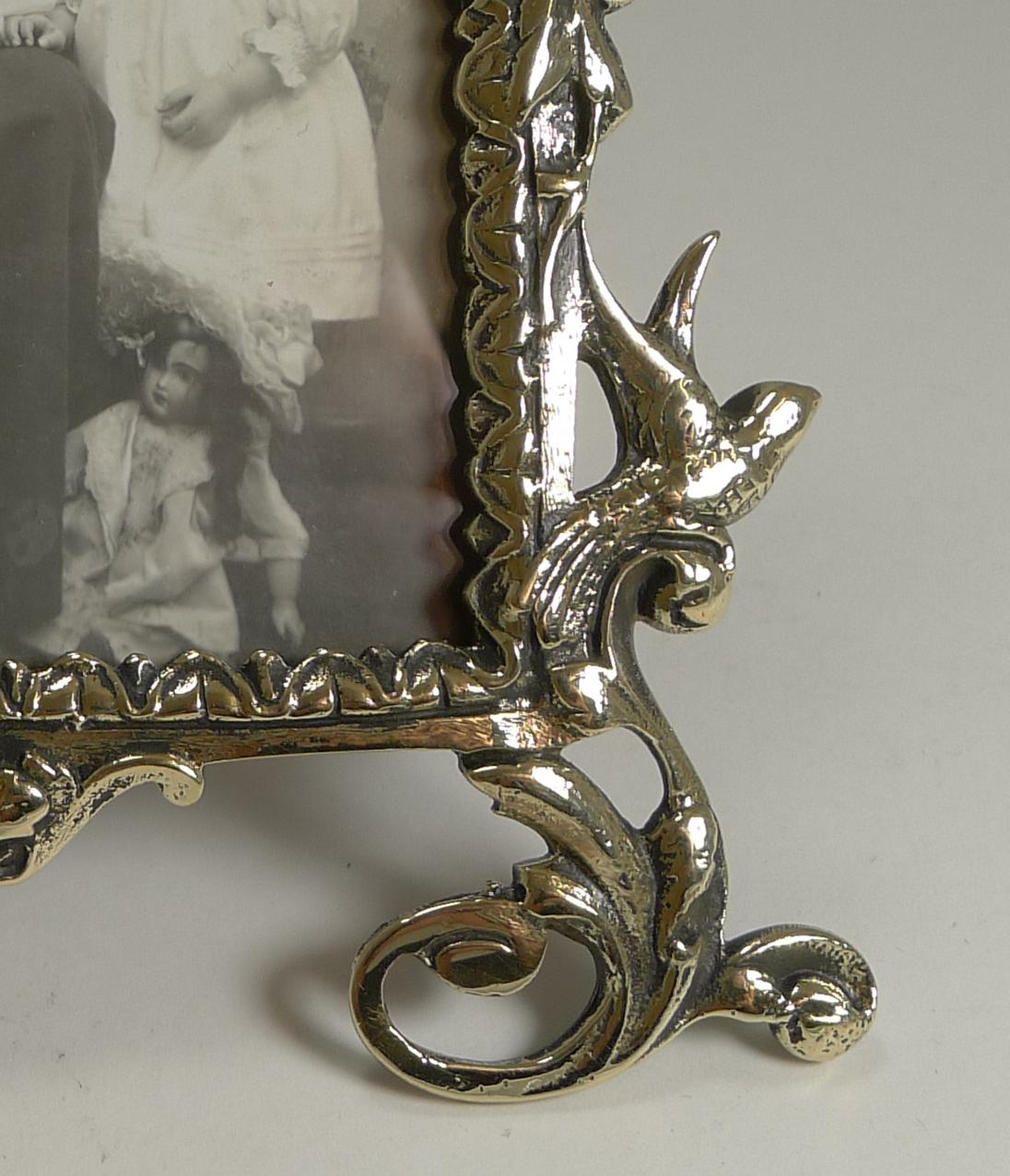 Late 19th Century Pretty Antique English Cast Brass Photograph Frame, circa 1880