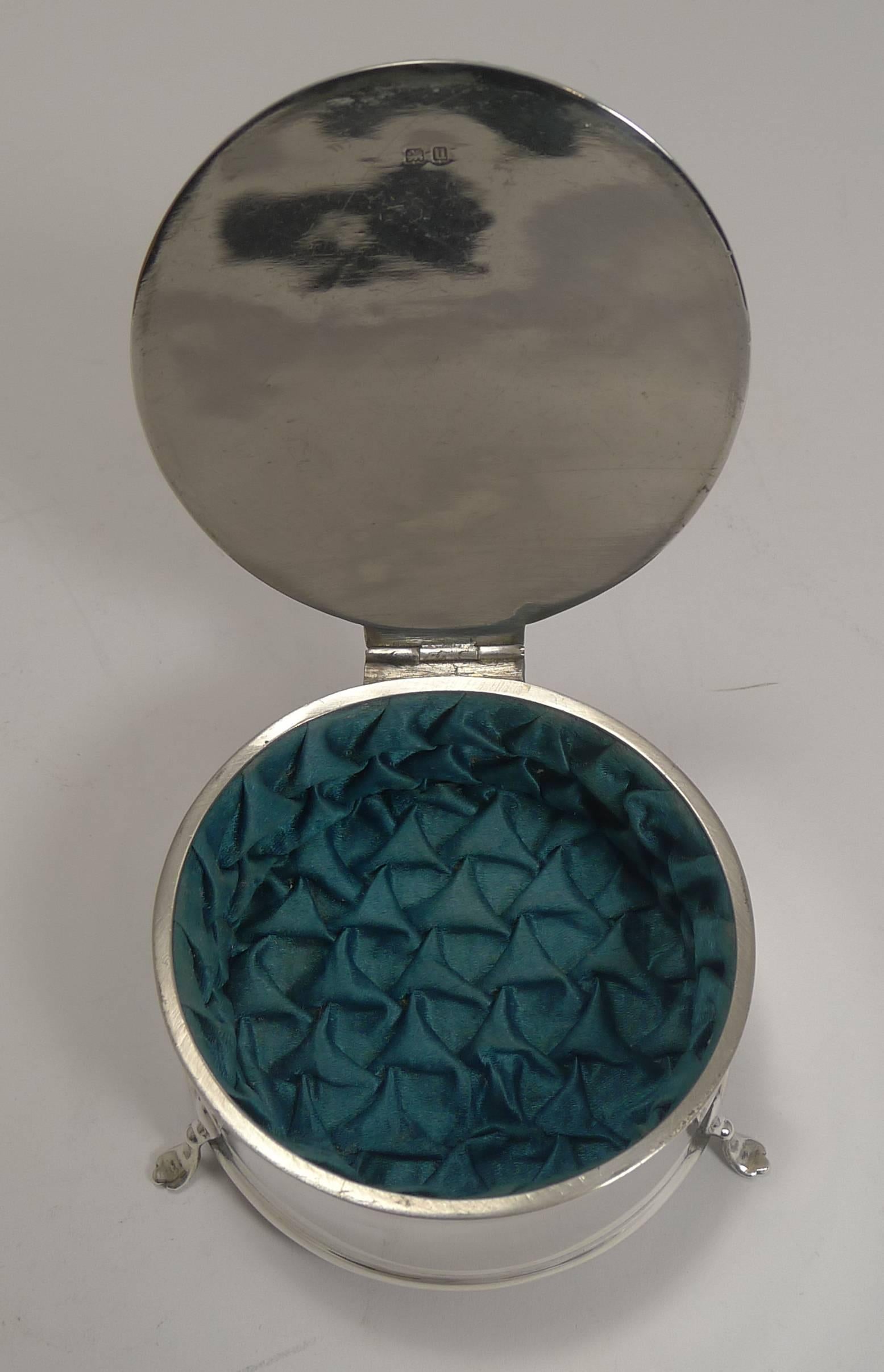 Pretty Antique English Sterling Silver Jewelry Box, 1915 2