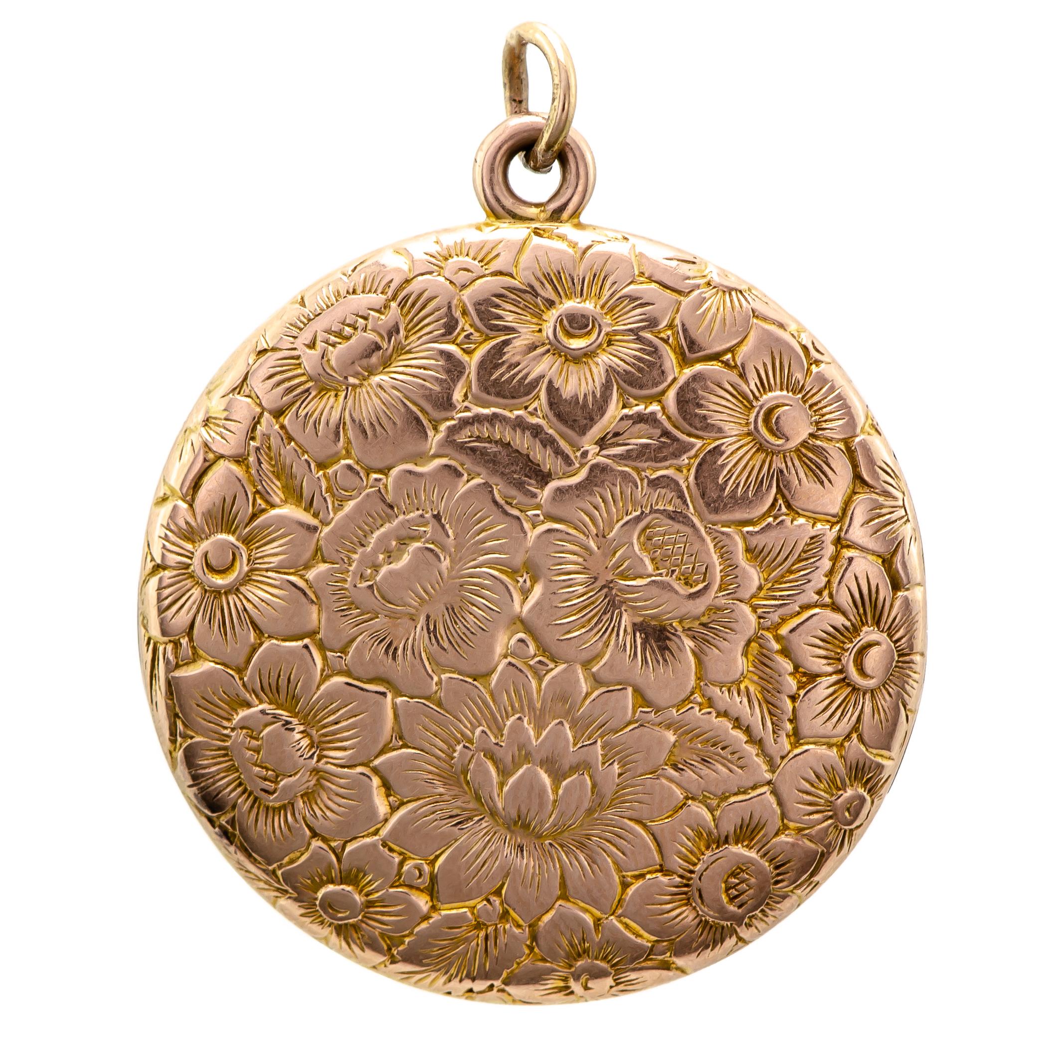 Pretty Antique Engraved Floral Round Yellow Gold Locket, circa 1900