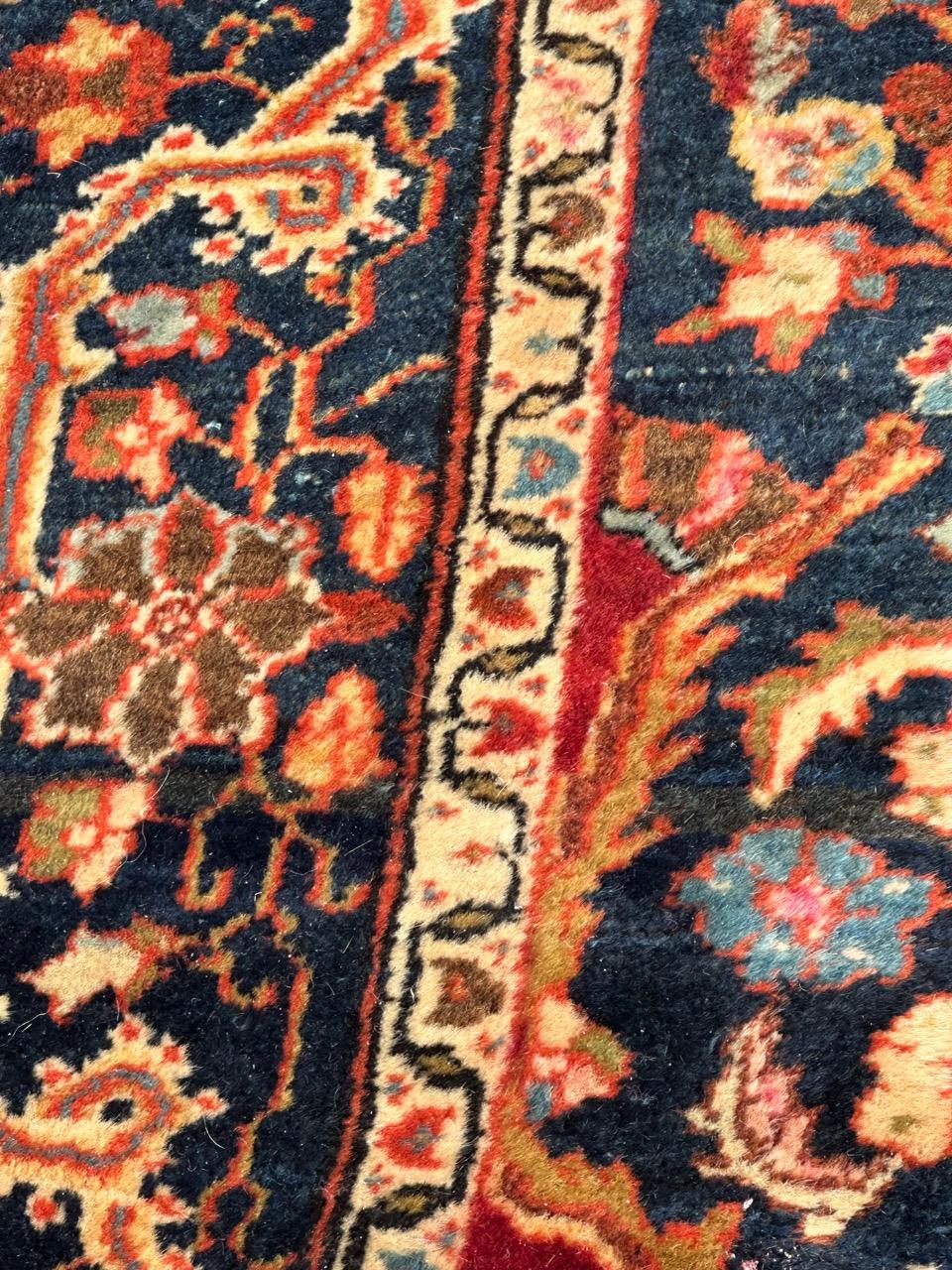Pretty antique fine Sarouk rug For Sale 10