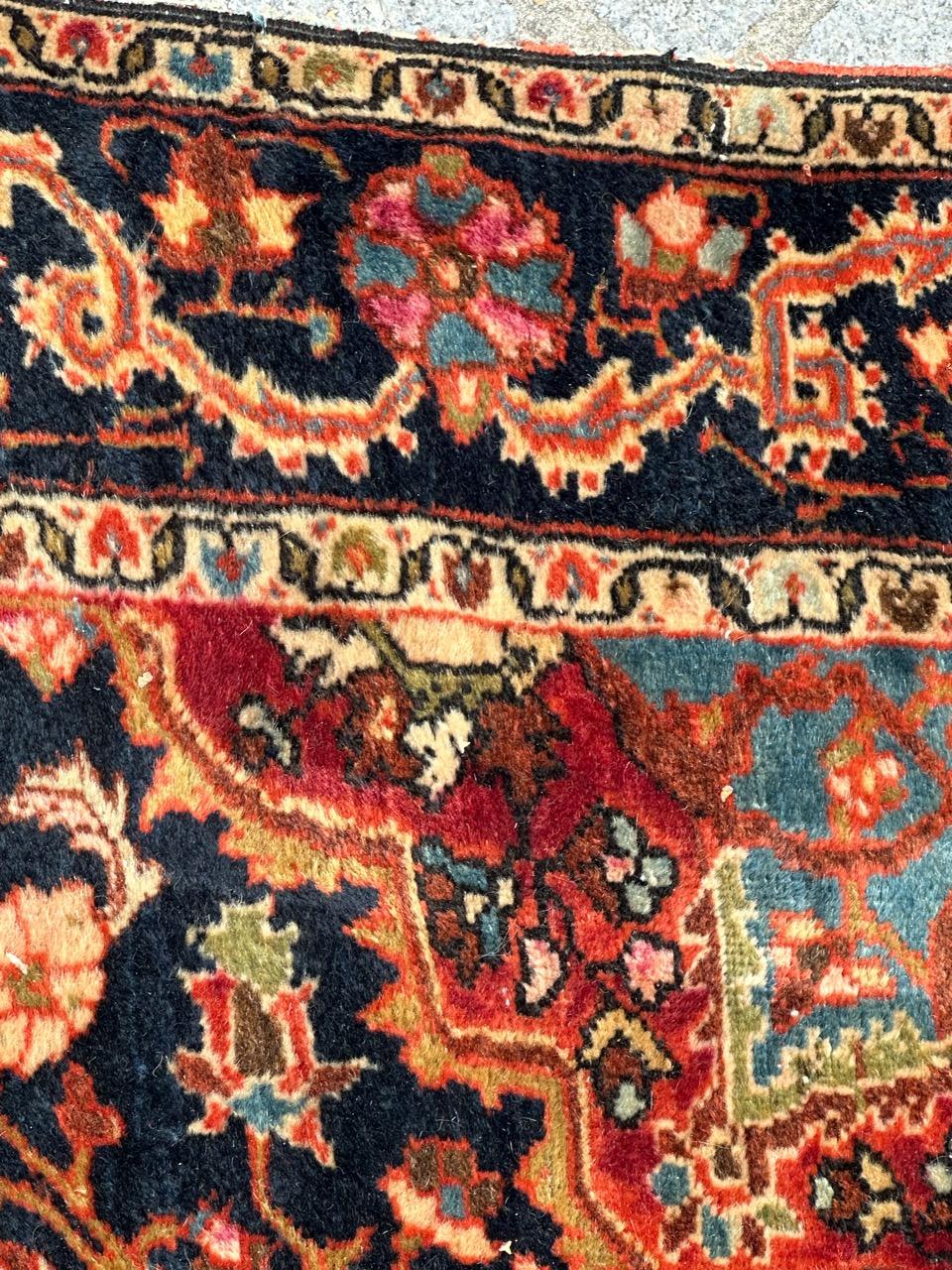 Pretty antique fine Sarouk rug In Good Condition For Sale In Saint Ouen, FR
