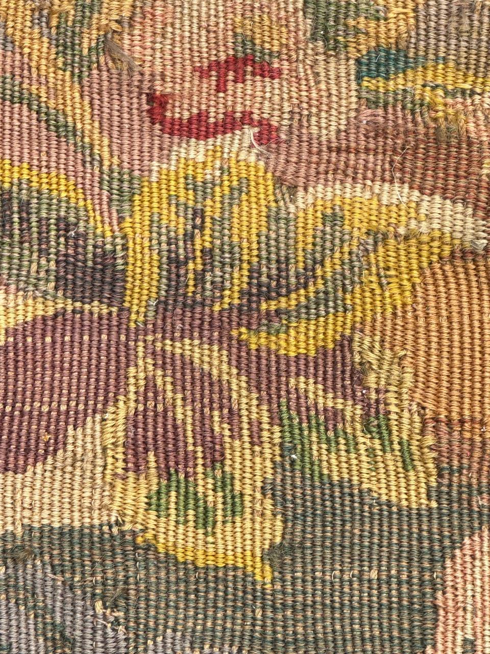 bonito tapiz jacquard de estilo Aubusson francés antiguo, funda para silla o cojín en venta 4