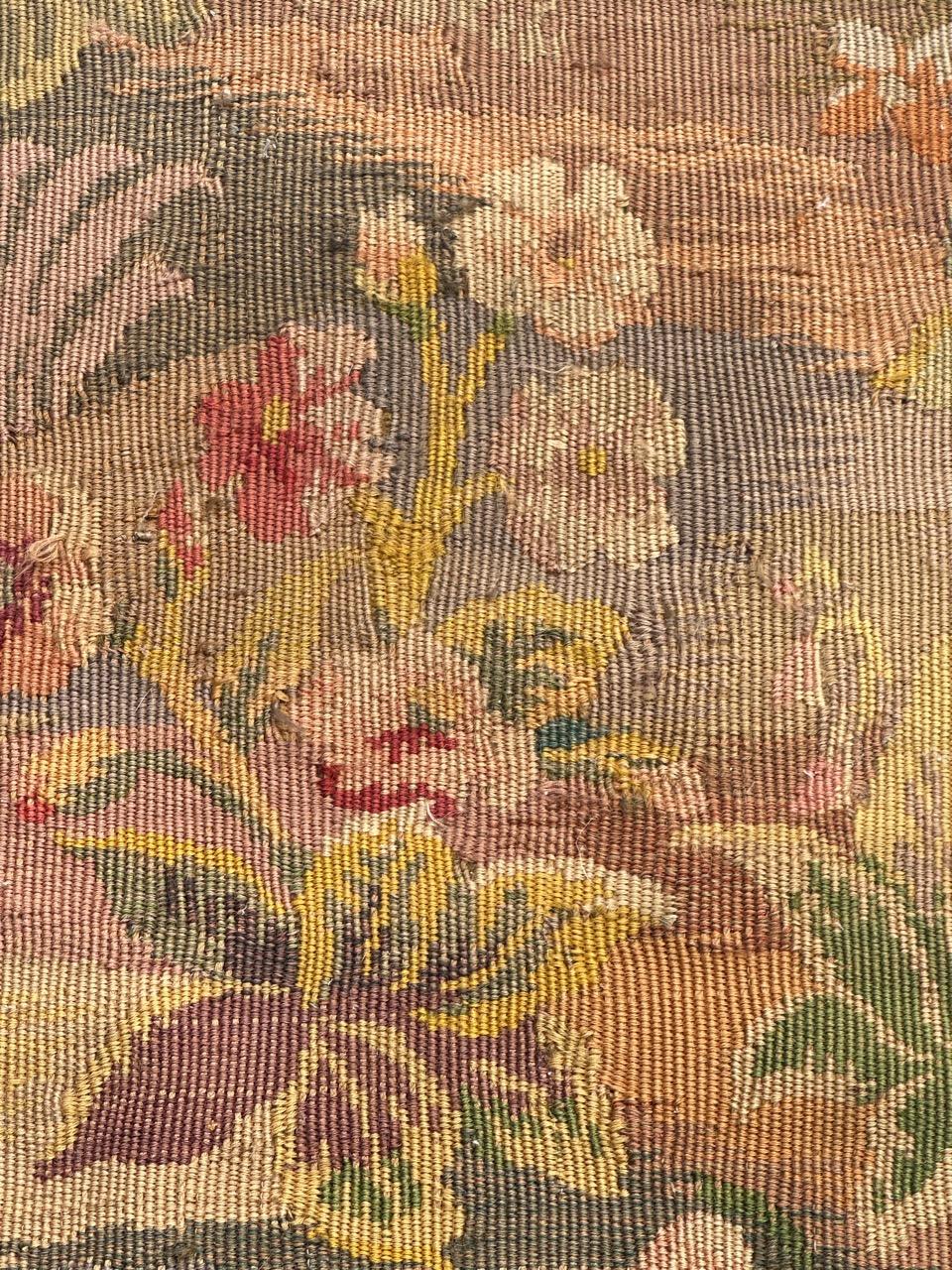 bonito tapiz jacquard de estilo Aubusson francés antiguo, funda para silla o cojín siglo XX en venta