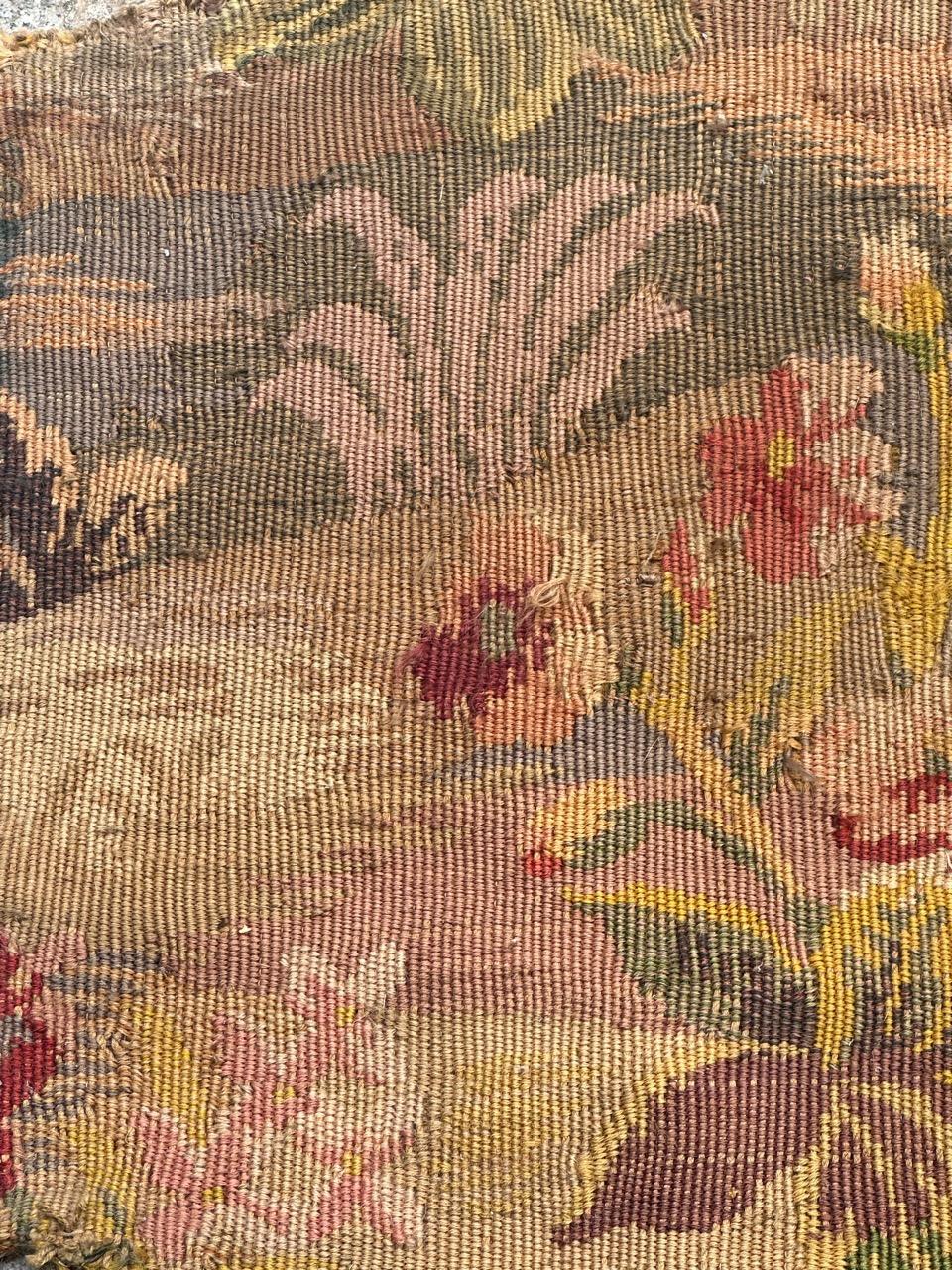 bonito tapiz jacquard de estilo Aubusson francés antiguo, funda para silla o cojín en venta 2