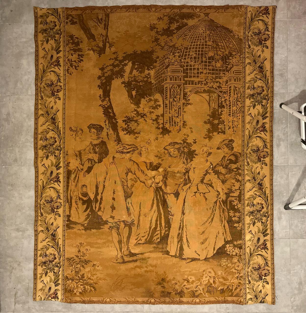 Nice antique french Aubusson style tapestry with beautiful design of a royal court and nice faded colors, woven with mechanical Jaquar manufacturing with wool and cotton.

✨✨✨
