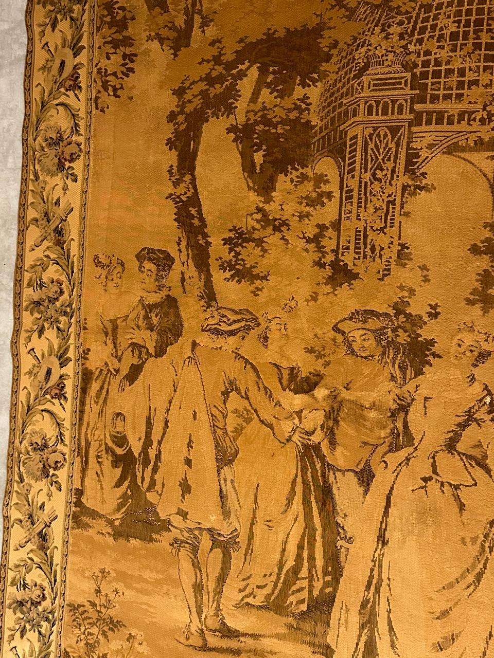 Bobyrug’s Pretty Antique French Aubusson Style Jaquar Tapestry In Good Condition For Sale In Saint Ouen, FR