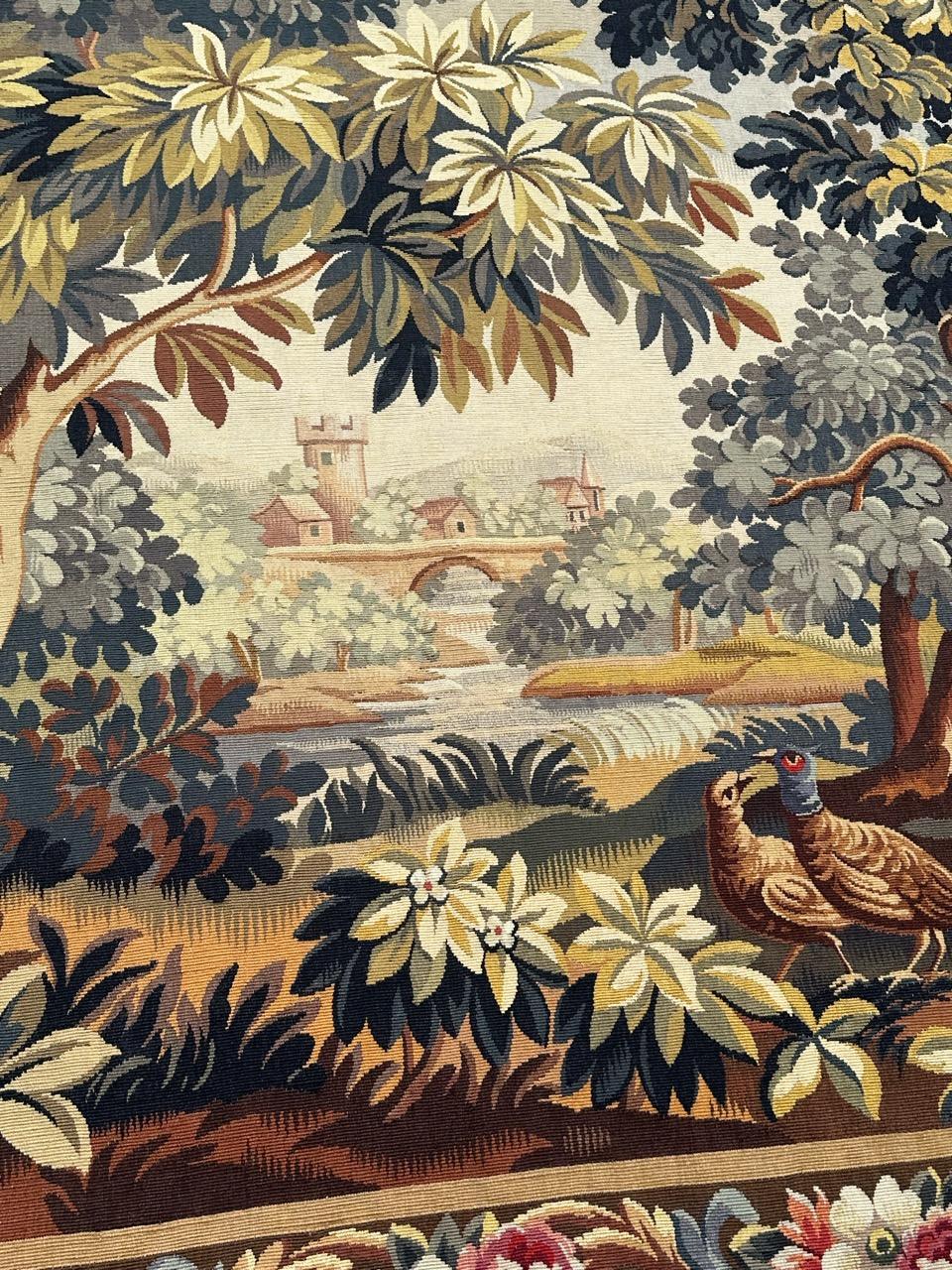 Bonito tapiz francés antiguo de Aubusson 