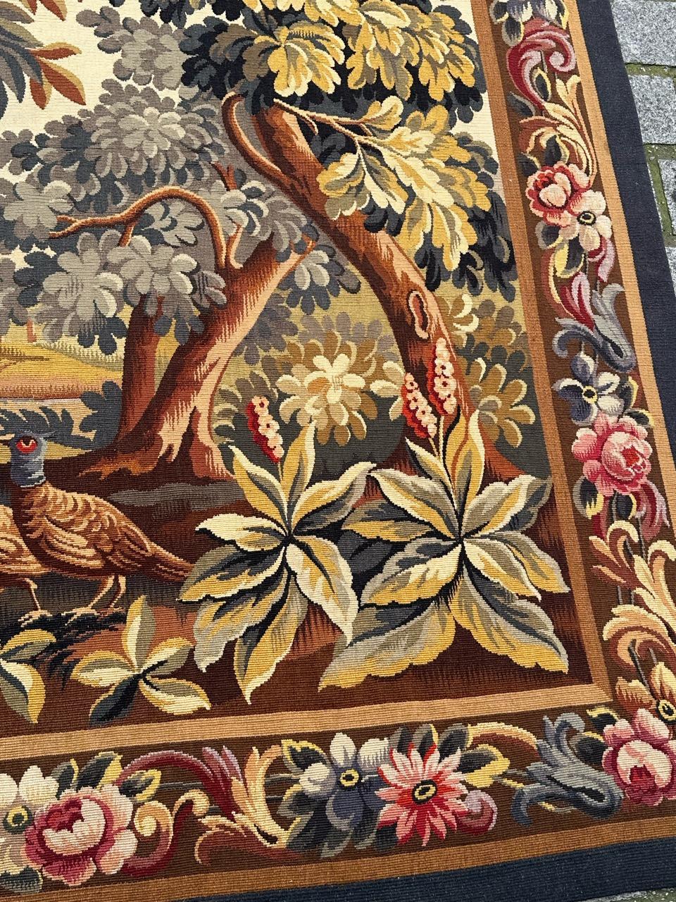 Bonito tapiz francés antiguo de Aubusson 