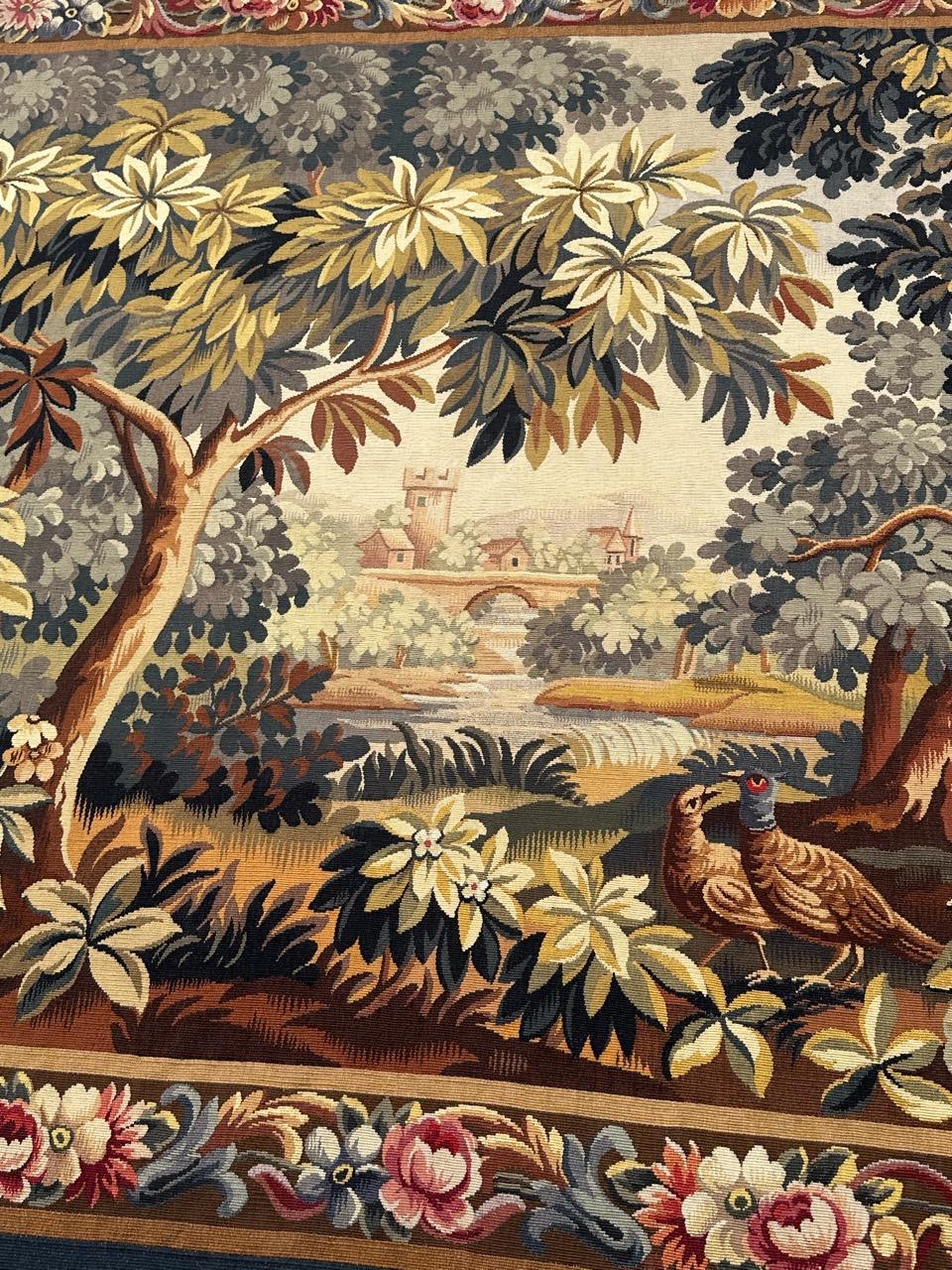 Bonito tapiz francés antiguo de Aubusson 