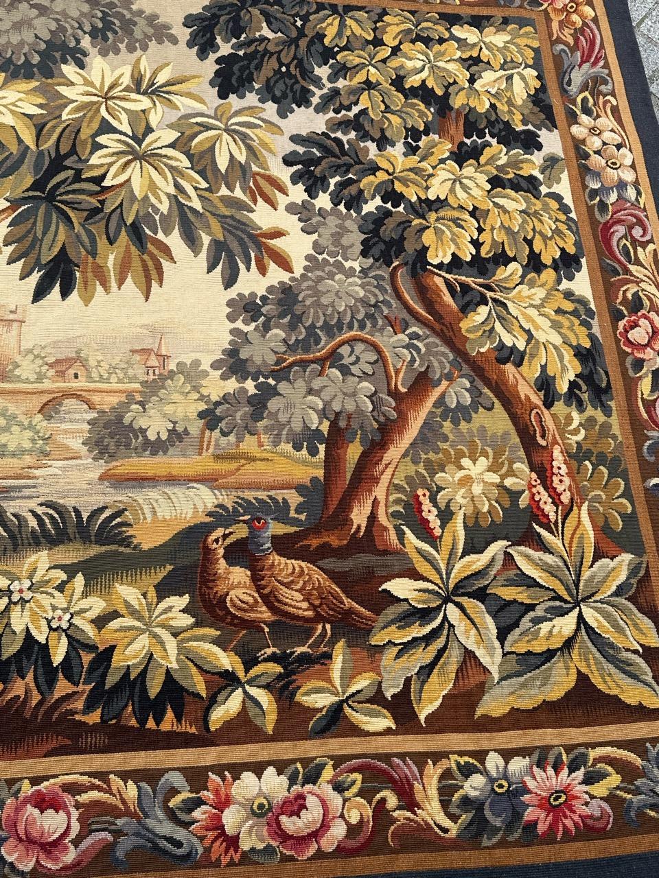 Bonito tapiz francés antiguo de Aubusson 