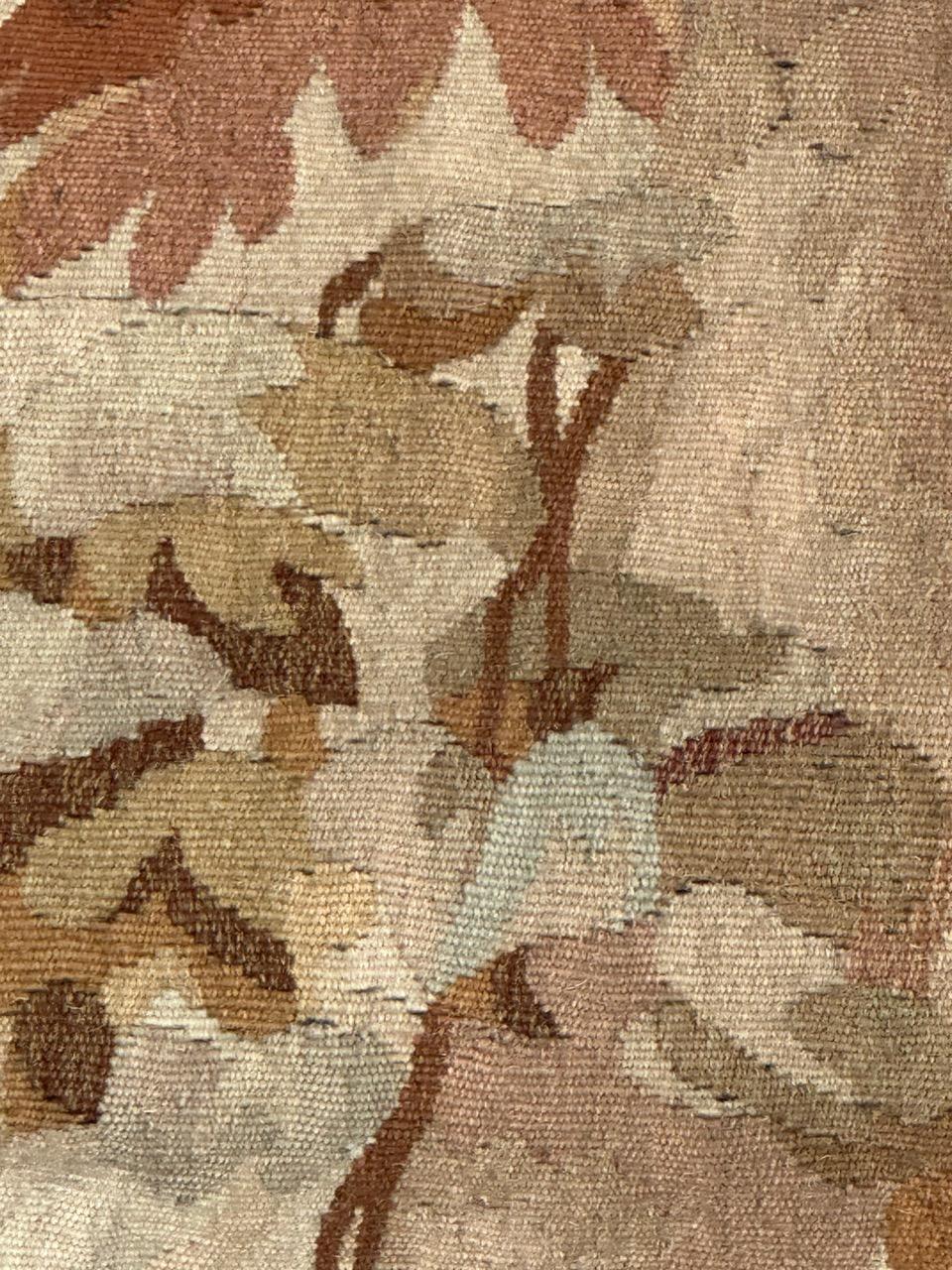 Bonito panel de tapiz Aubusson francés antiguo en venta 6