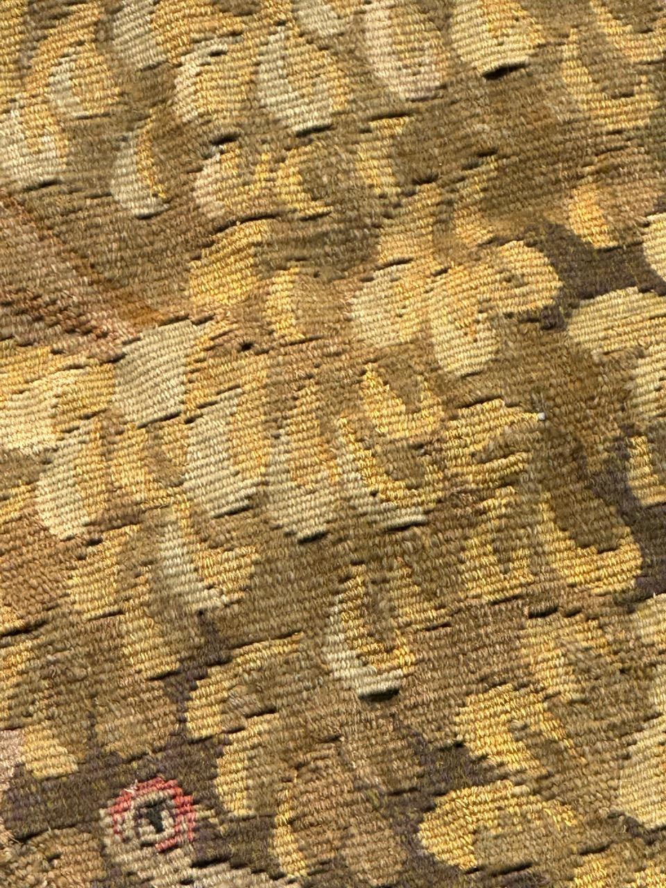 Grazioso arazzo Aubusson francese antico, tessuto a mano, 