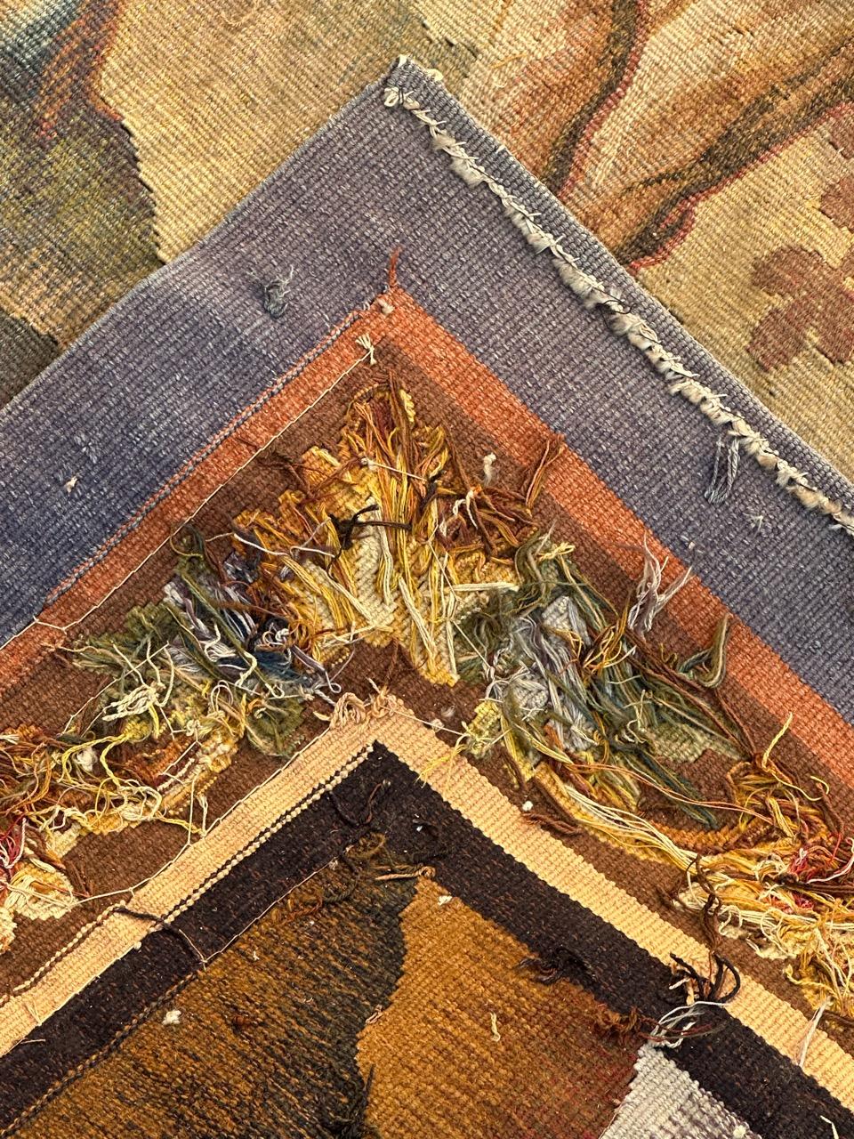 Grazioso arazzo Aubusson francese antico, tessuto a mano, 