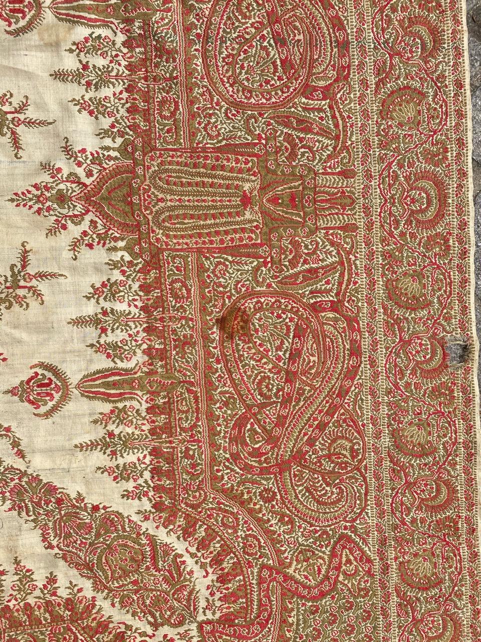 Machine-Made Pretty Antique French Kashmir Square Shawl For Sale