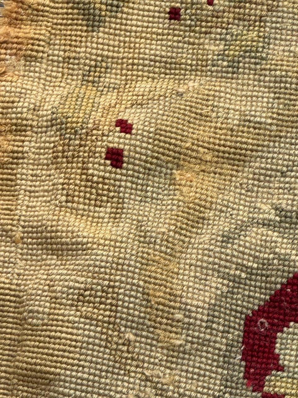 Bonito tapiz antiguo francés de punto de aguja para cubrir sillas en venta 7