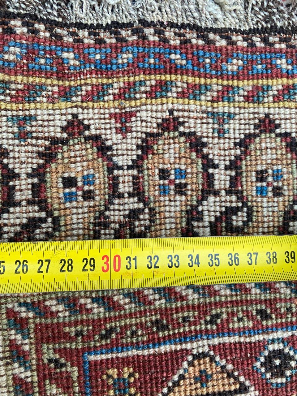 Joli tapis ancien de Ghashghai de Bobyrug en vente 12