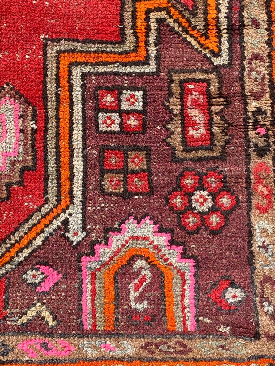Hübscher antiker Hamadan-Teppich im Angebot 1
