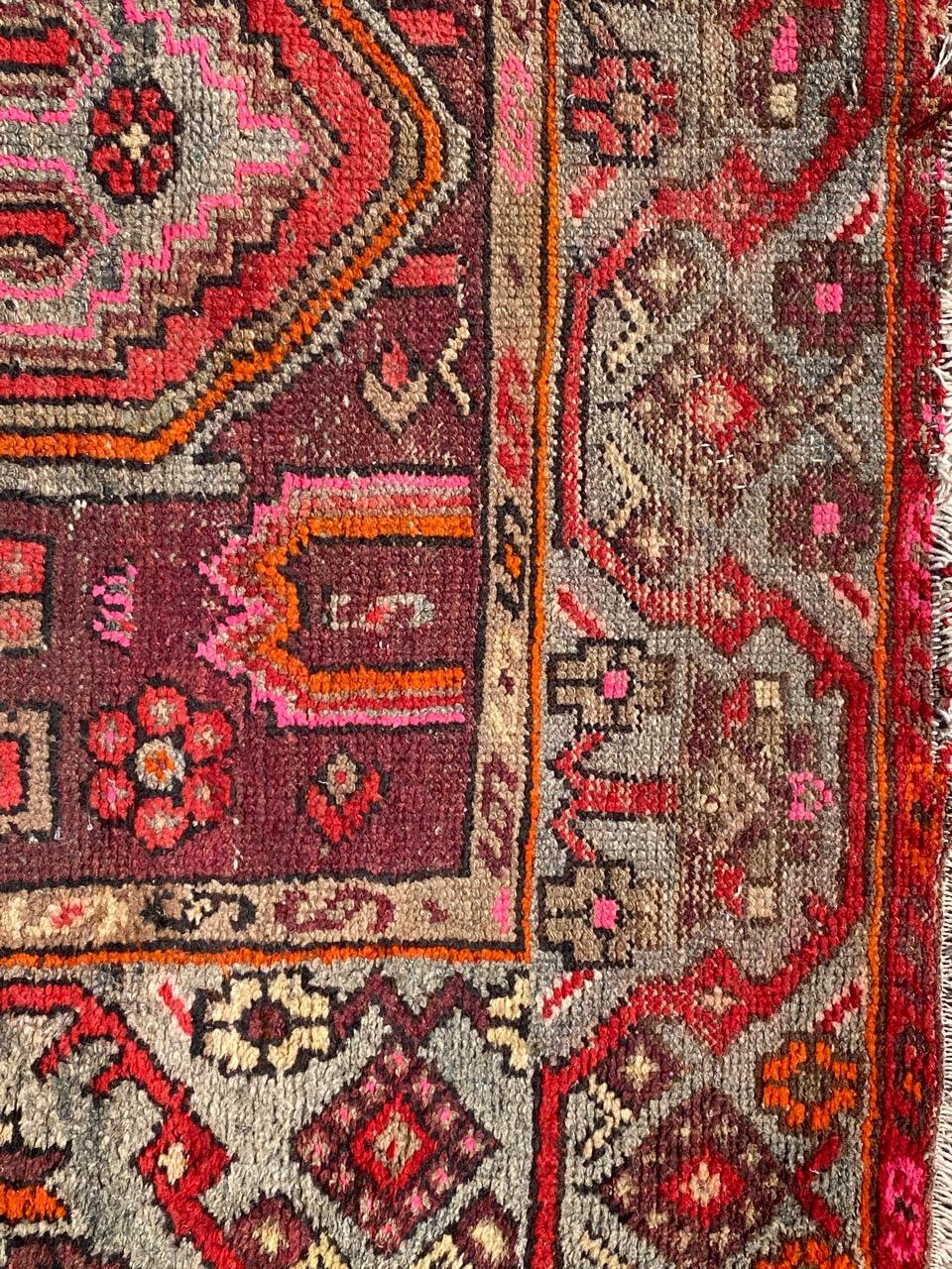 Hübscher antiker Hamadan-Teppich im Angebot 6