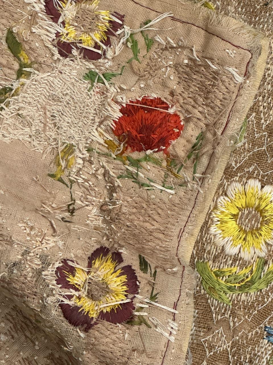 Pretty antique Hungarian embroidery tissue For Sale 12