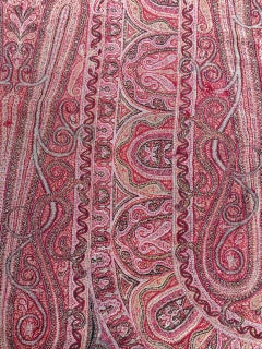 Pretty Antique Kashmir Shawl Fragment