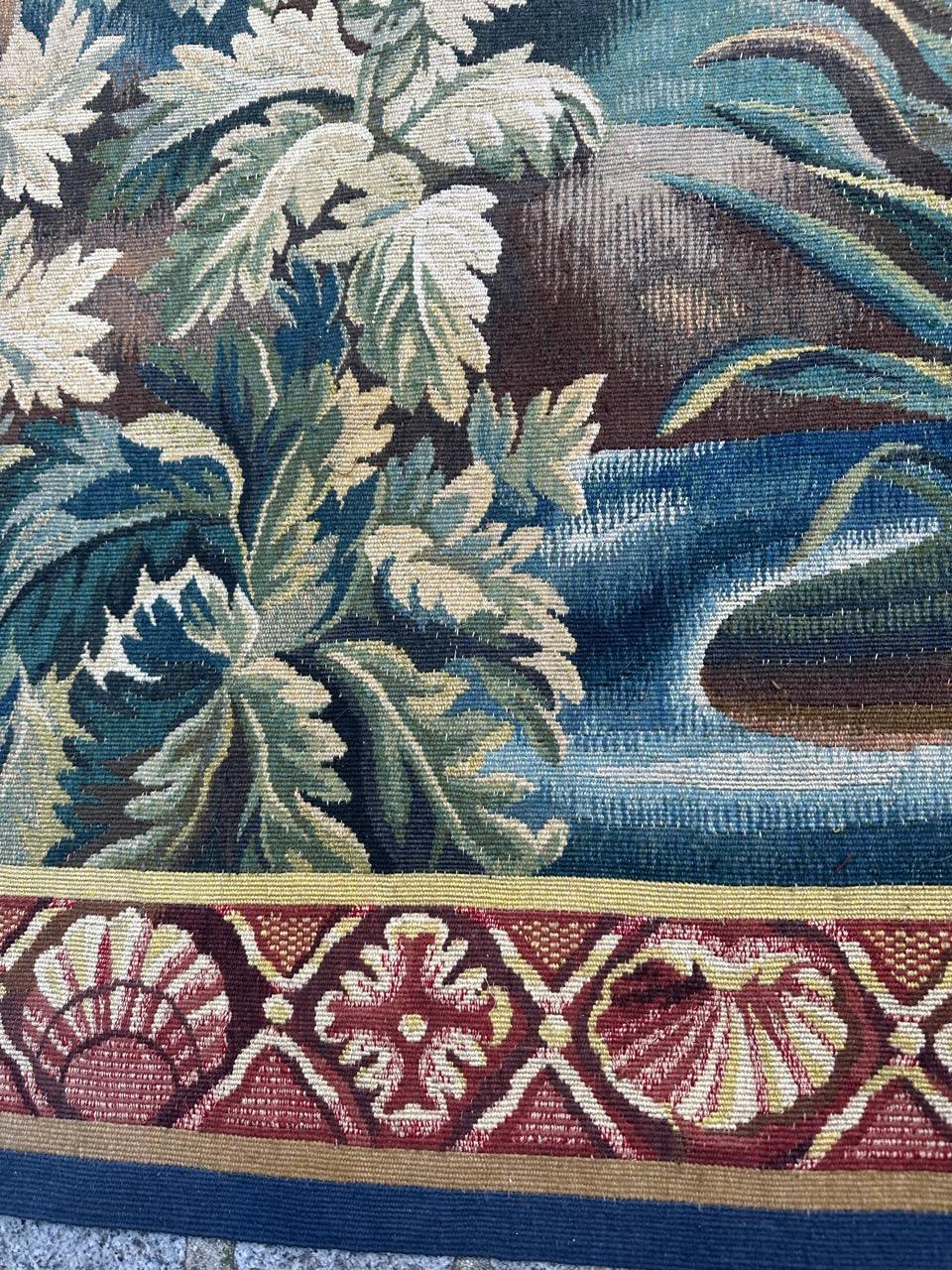 Jolie tapisserie ancienne d'Aubusson tissée à la main 