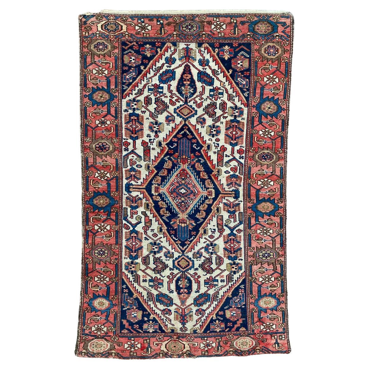 Joli tapis ancien Malayer de Bobyrug