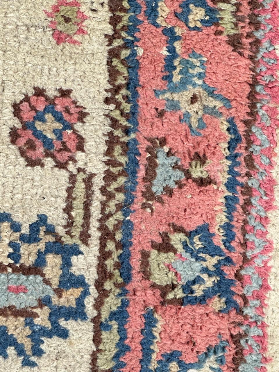 pretty antique Oushak style Moroccan rug For Sale 13