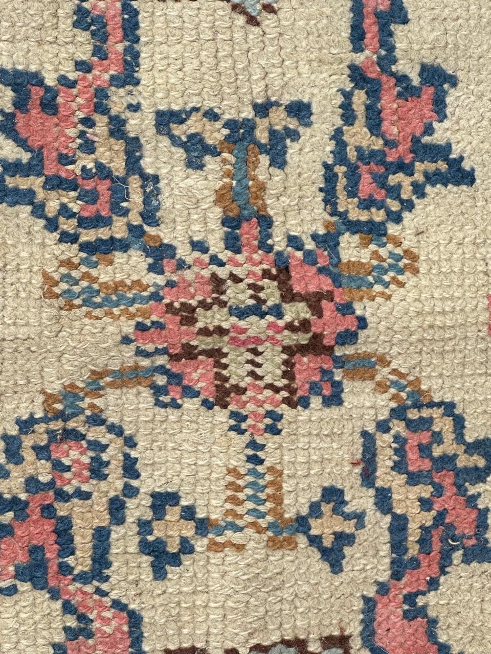 Hand-Knotted pretty antique Oushak style Moroccan rug For Sale