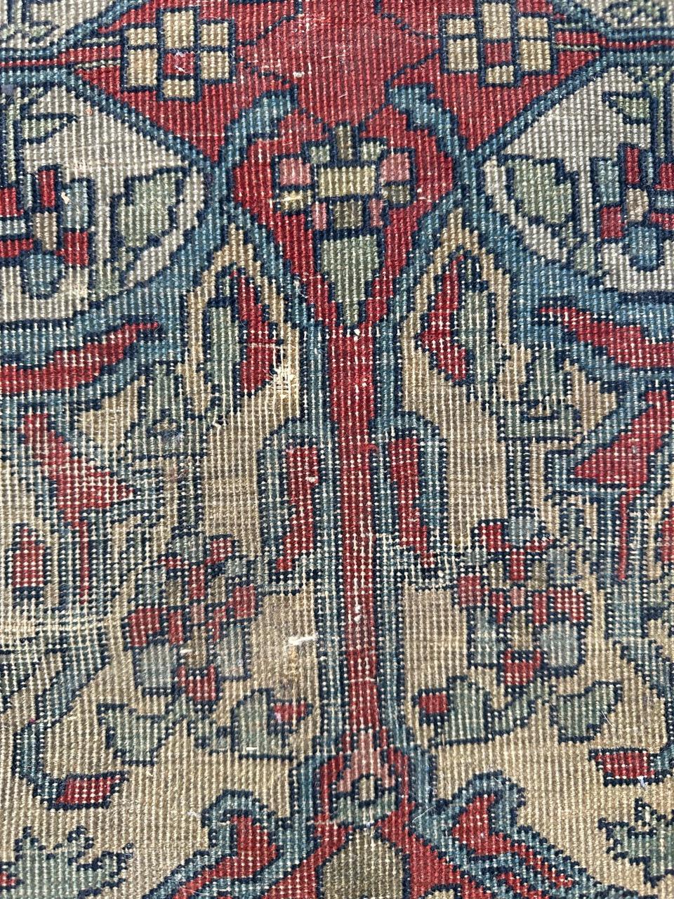 Bonita alfombra antigua Sarouk ferahan de Bobyrug en venta 9