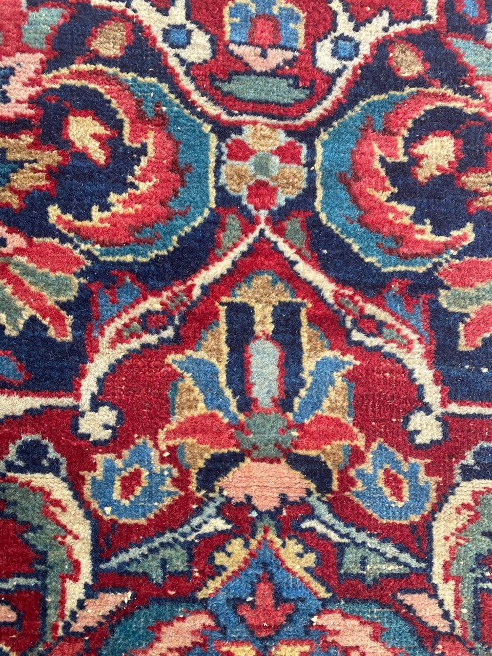 Wool Pretty Antique Sarouk Rug For Sale
