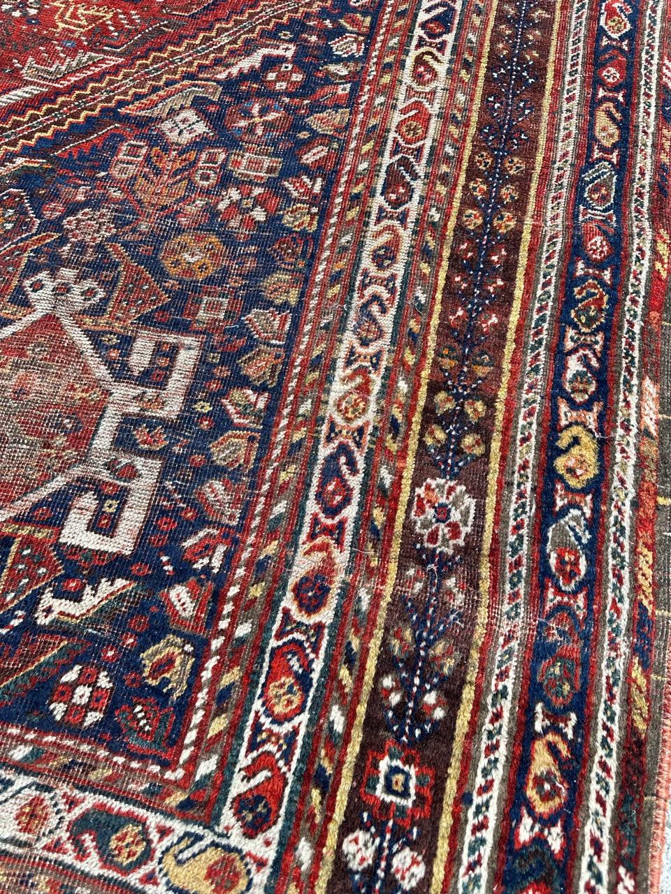 Asian Pretty antique Shiraz rug fair conditions For Sale