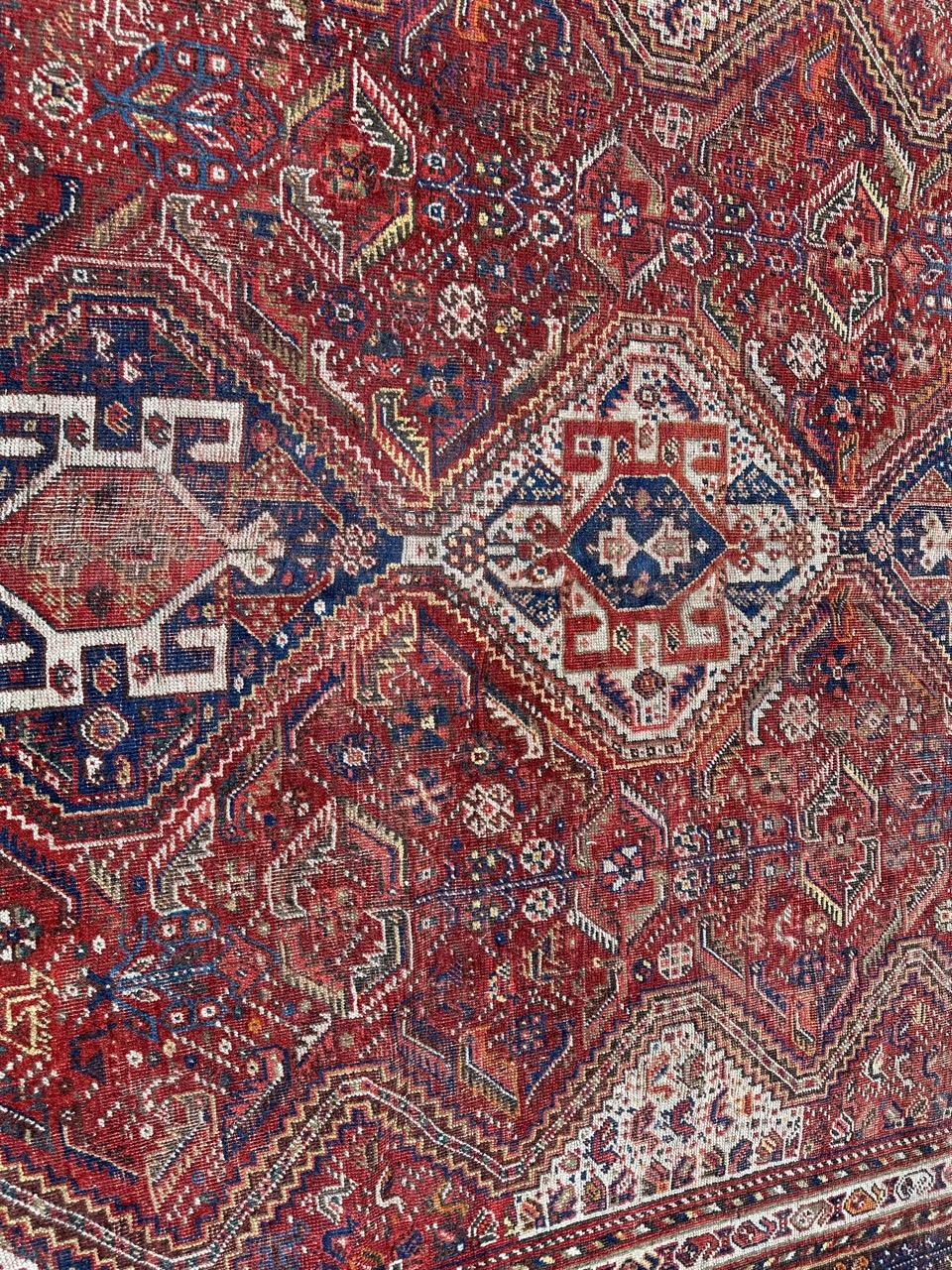 19th Century Pretty antique Shiraz rug fair conditions For Sale