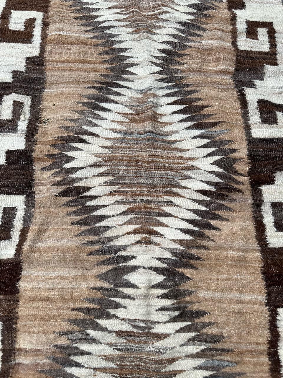 Hand-Woven Pretty antique South American Navajo flat rug For Sale
