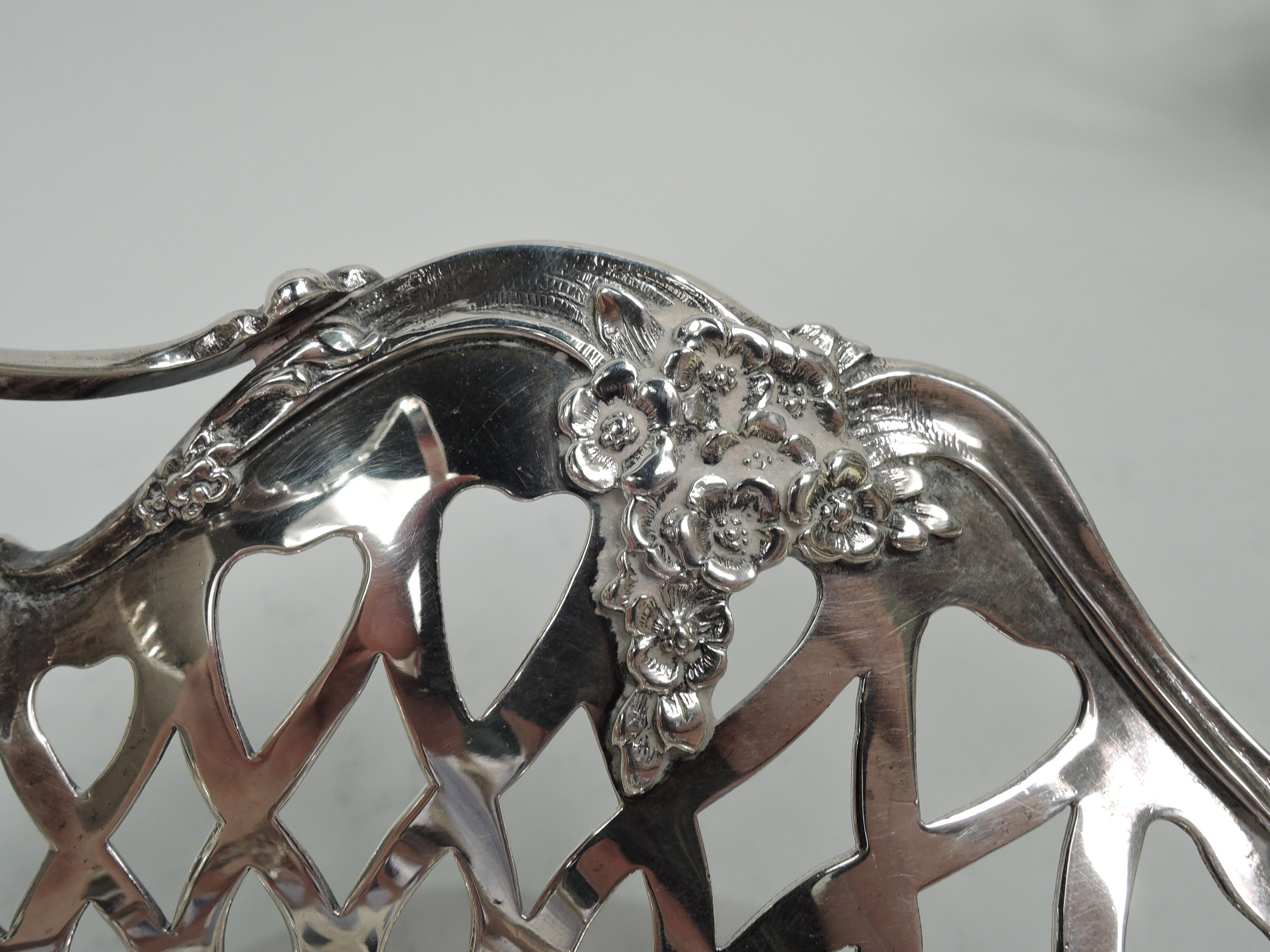 Pretty Antique Tiffany American Edwardian Sterling Silver Basket For Sale 1