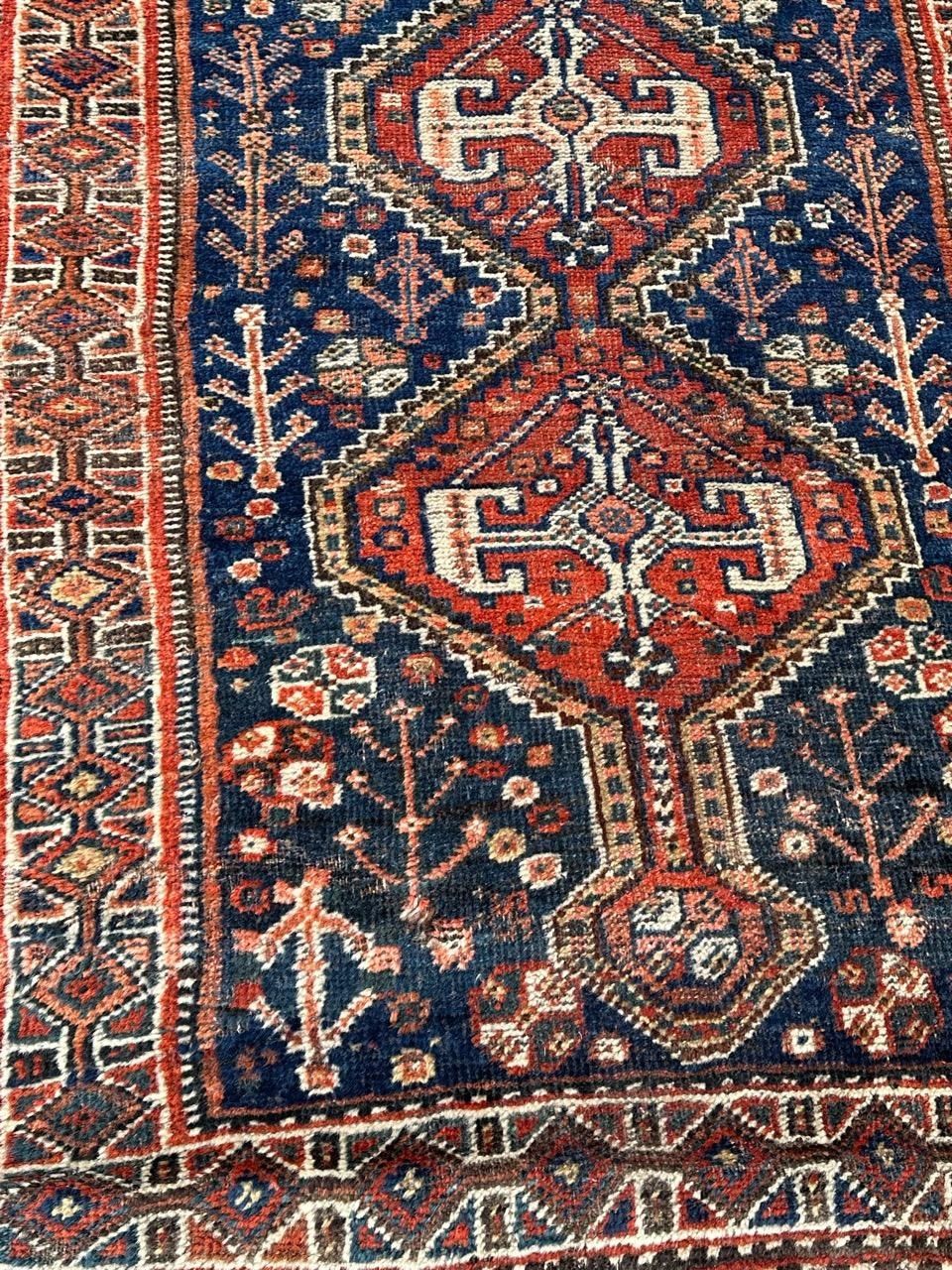 Pretty antique tribal Shiraz rug  For Sale 1