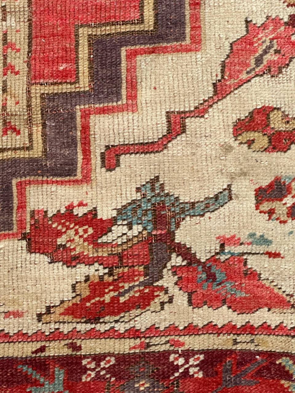 Bobyrug’s Pretty antique Turkish fine early 19th century rug  In Good Condition For Sale In Saint Ouen, FR