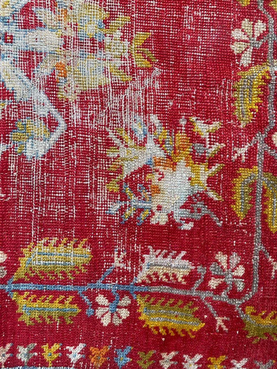Bobyrug’s Pretty Antique Turkish Rug In Distressed Condition For Sale In Saint Ouen, FR