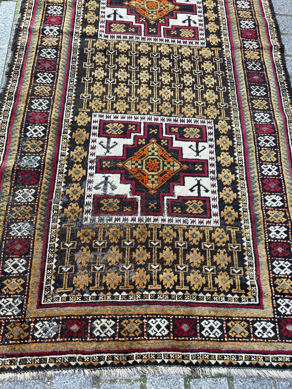 Noué à la main Joli tapis ancien turkmène Baluch en vente