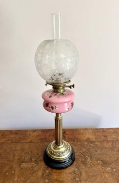 Pretty antique Victorian quality brass oil lamp
