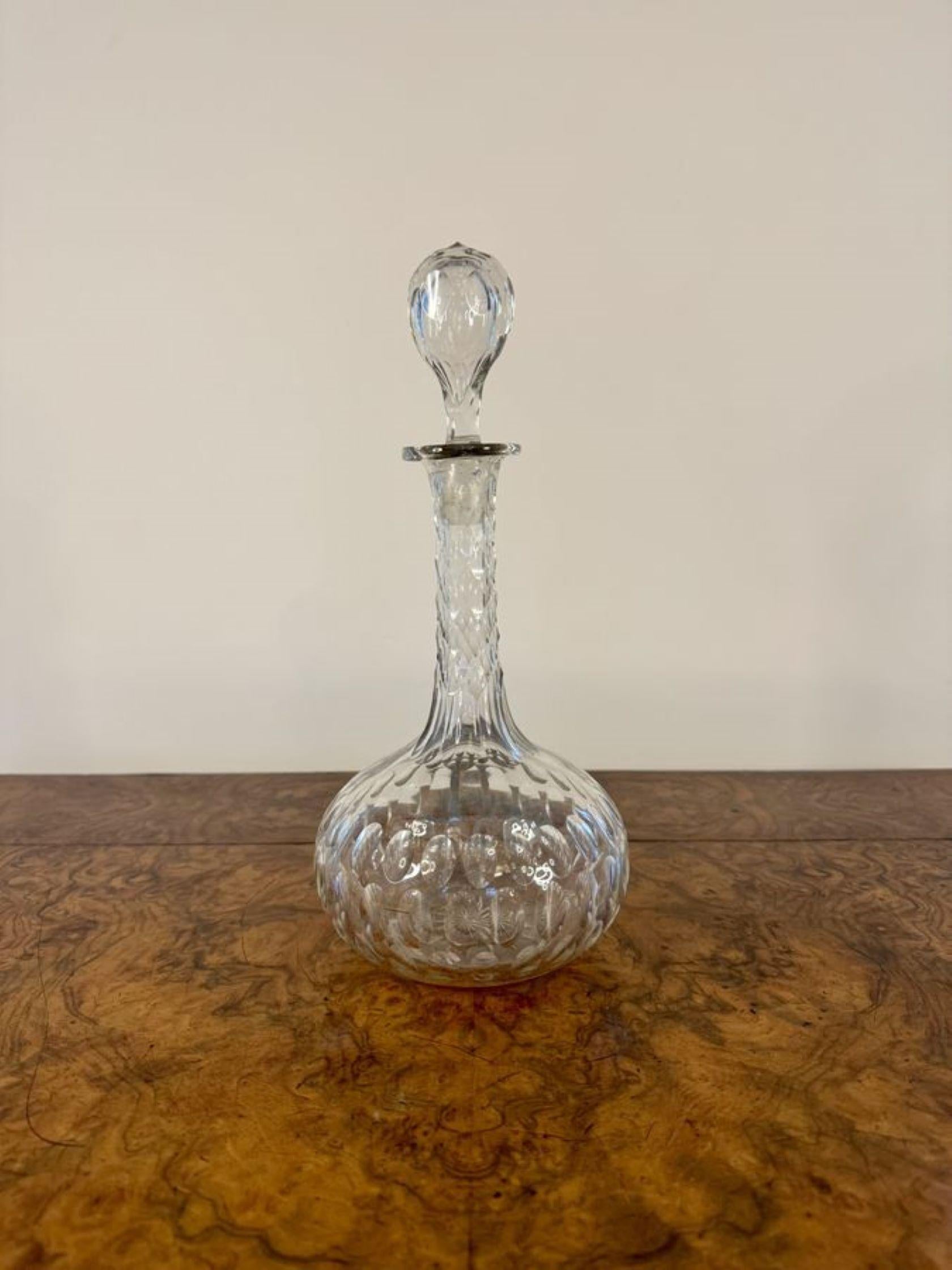 Pretty antique Victorian quality glass decanter In Good Condition For Sale In Ipswich, GB