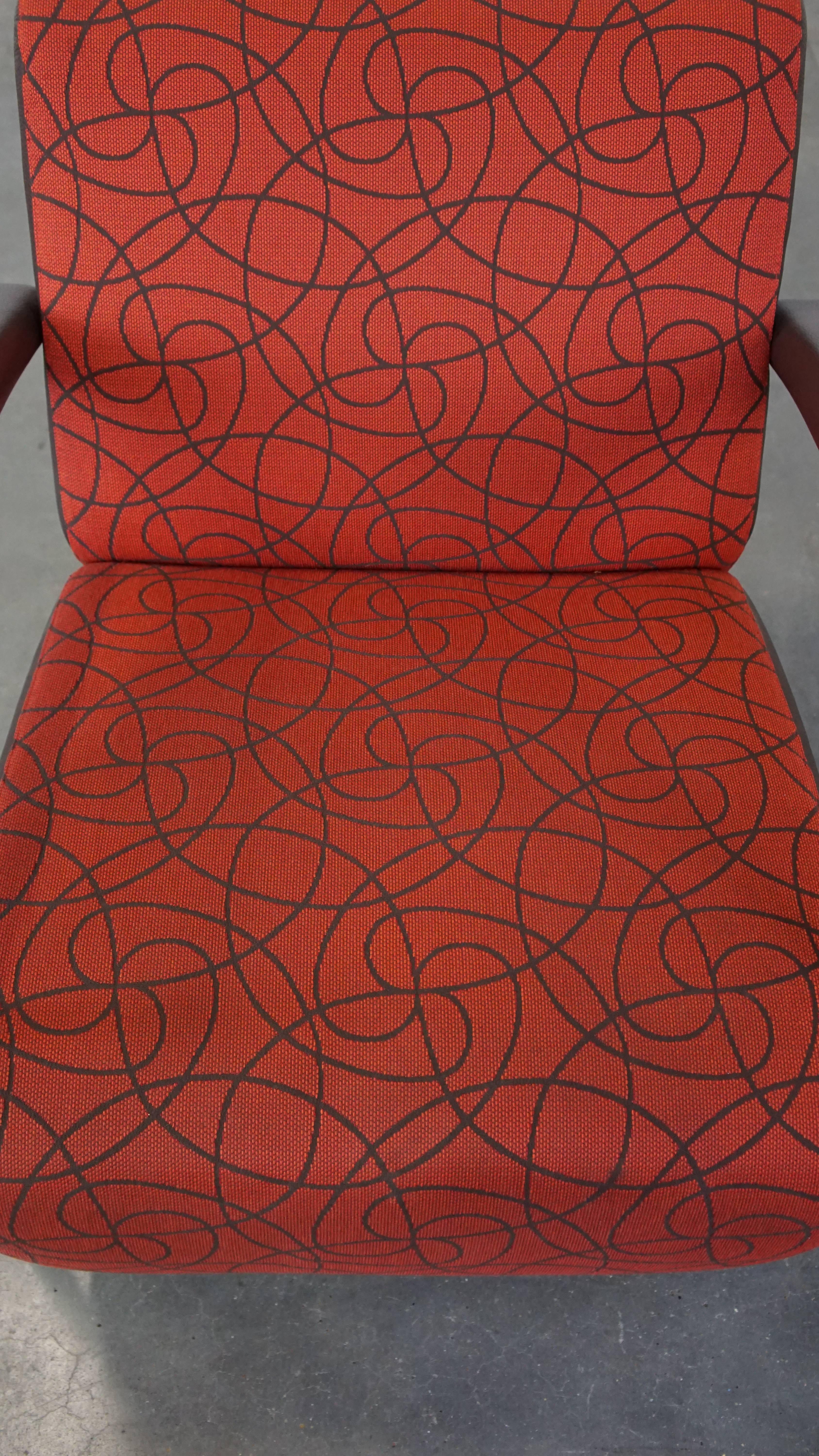 Joli fauteuil de design Leolux modèle Scylla avec coussin de dossier supplémentaire en vente 2