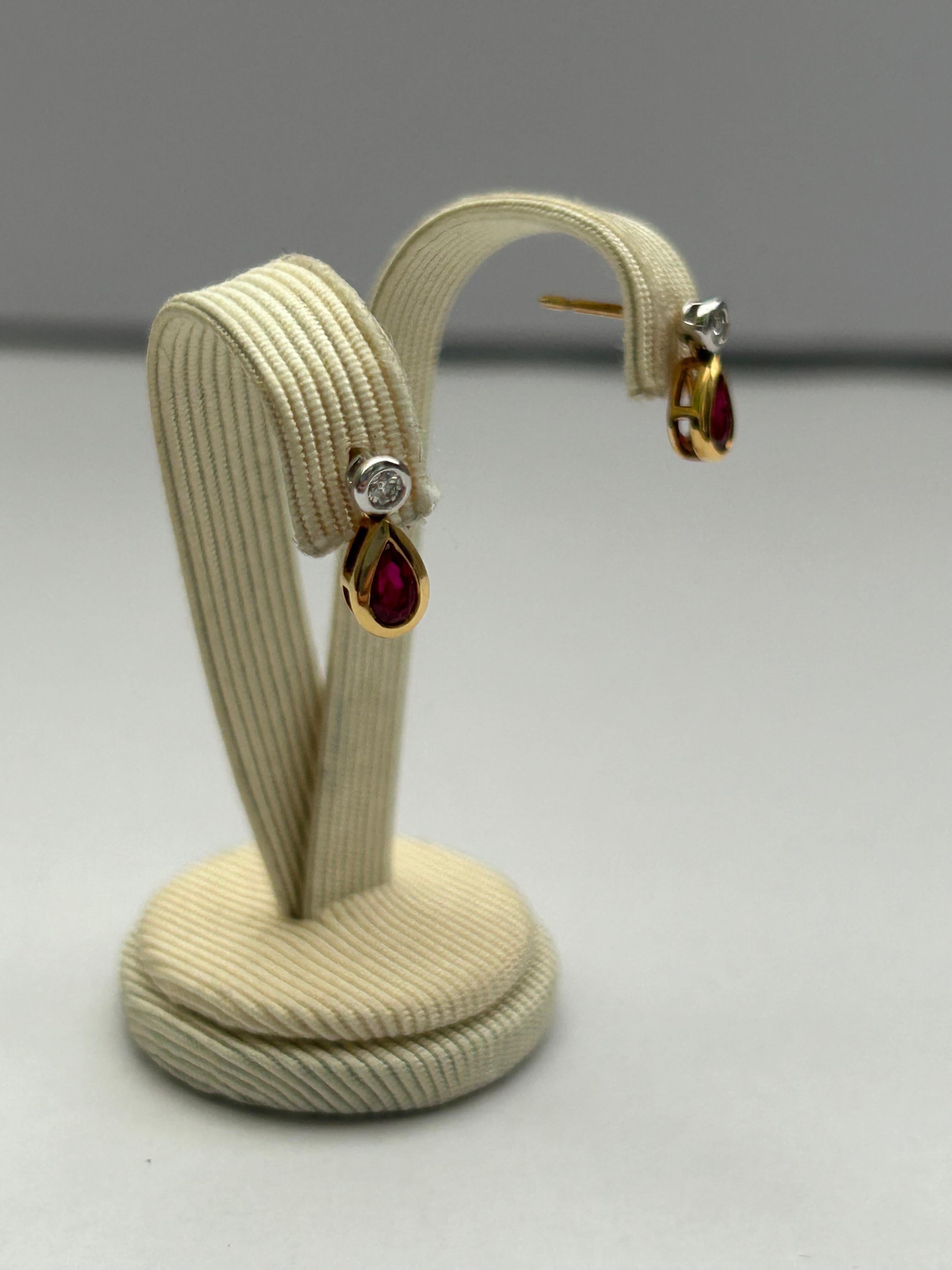 Pretty Diamond (est 0.08ct)  & Ruby (est .49ct) Drop Earrings. In Excellent Condition For Sale In Canterbury, GB