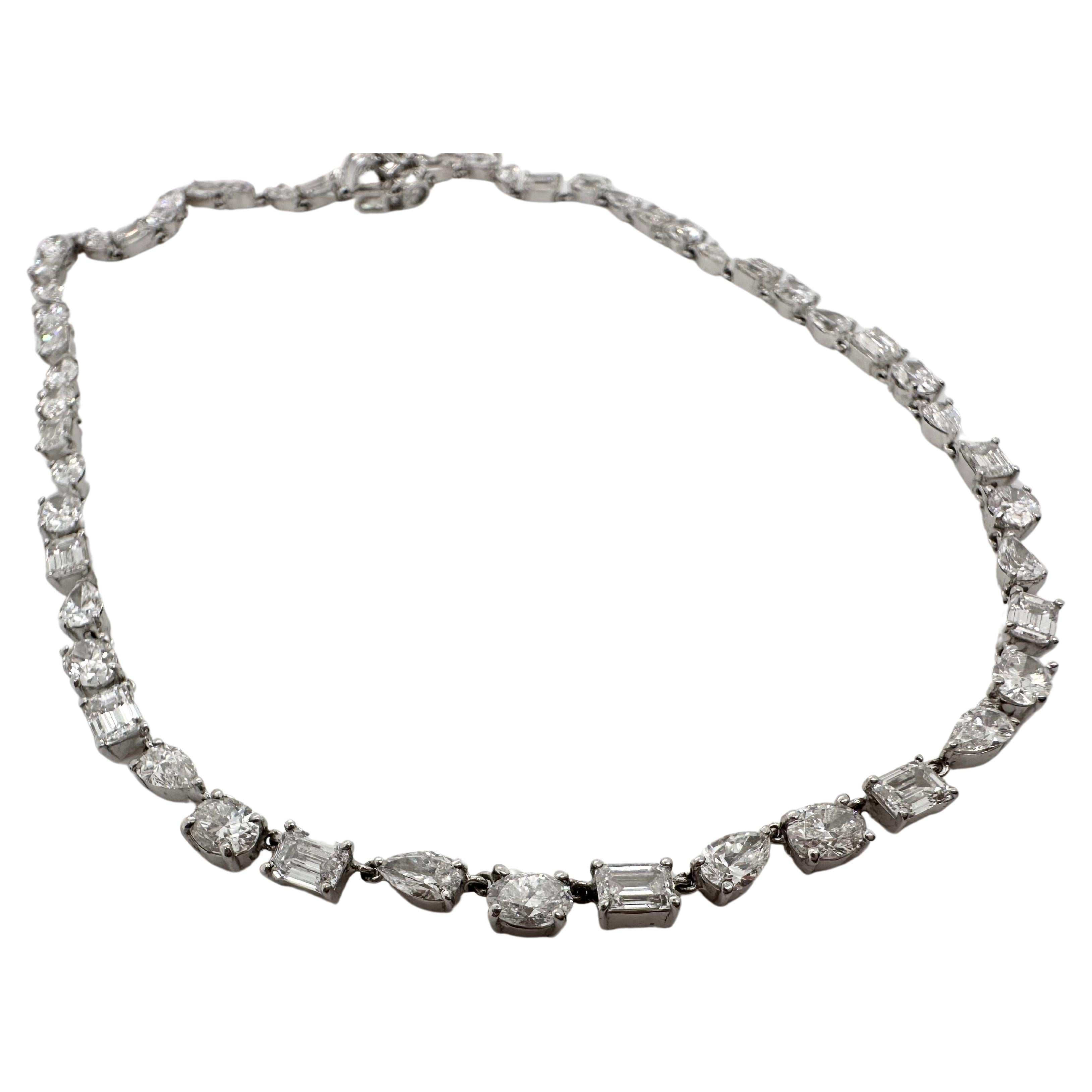 Pretty diamond necklace 13 carats VVS diamonds 18KT white gold fine jewelry For Sale
