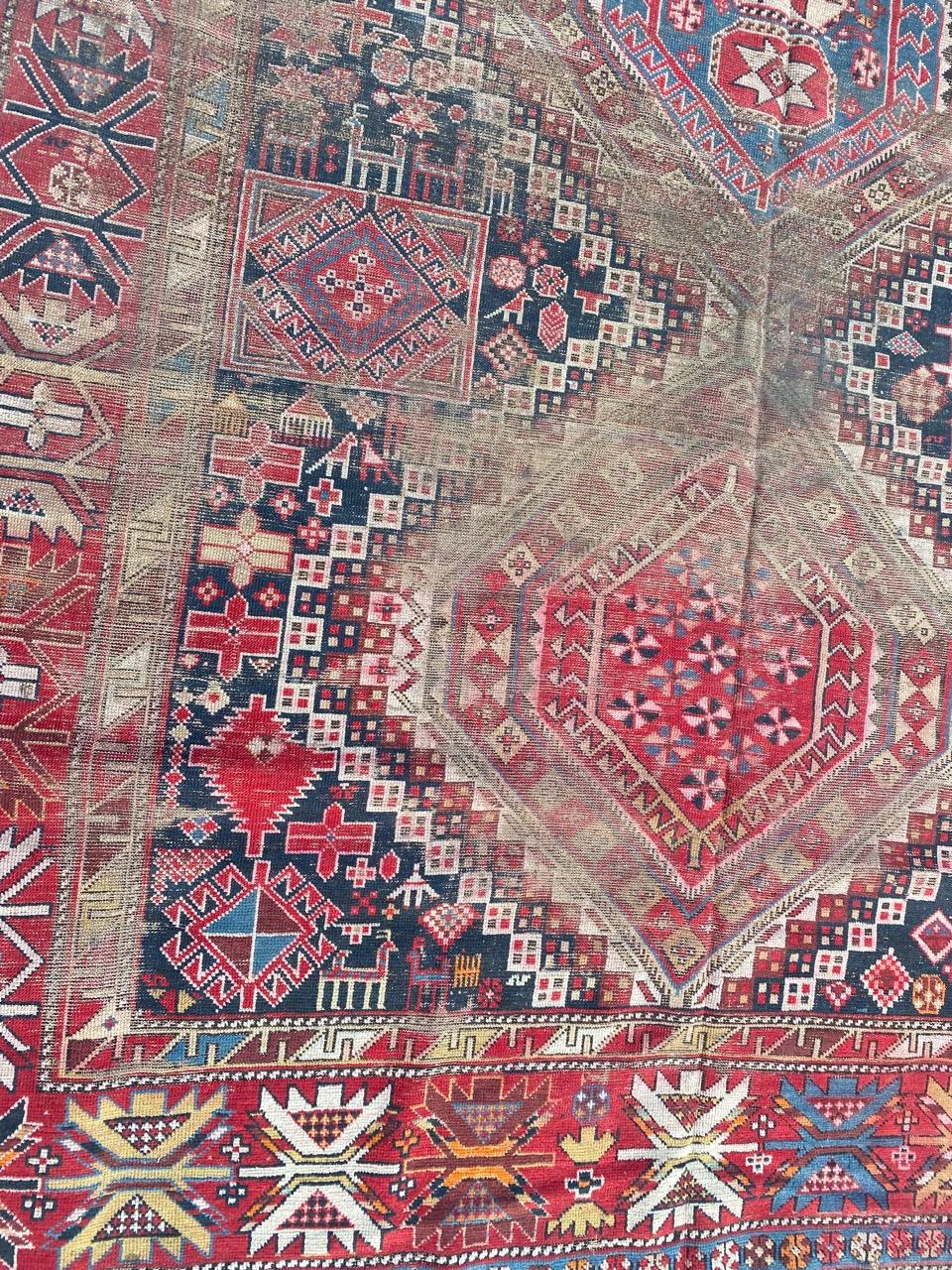 Nice distressed late 19th century Caucasian shirwan rug with beautiful geometrical design and nice natural colors, entirely hand knotted with wool velvet on wool foundation.

✨✨✨
