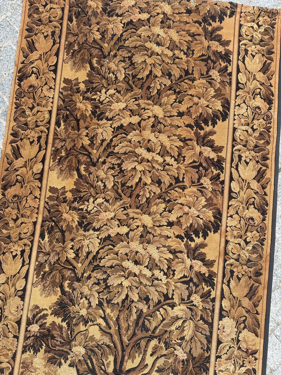 Pretty early 20th century French Aubusson style Jacquard Tapestry In Good Condition For Sale In Saint Ouen, FR
